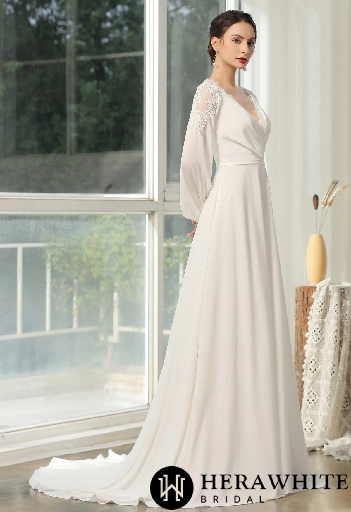 Simply  Wedding Dress With Crossed Neckline And Lace Back