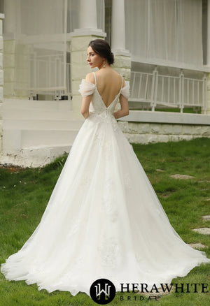 Romantic Glittery  Lace Bridal Gown With Detachable Straps