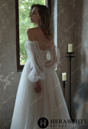Enchanting Pleated Tulle A-line Wedding Dress With Pouf Sleeves