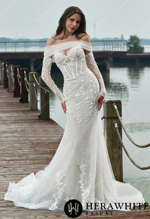 Appliques Corset Lace And Long Sleeves Wedding Dress