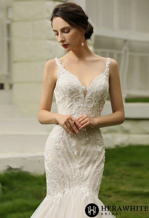 Elegant Beaded Lace Trumpet Tulle Bridal Gown