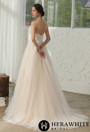 Elegant Lace Pleated A-Line Wedding Dress