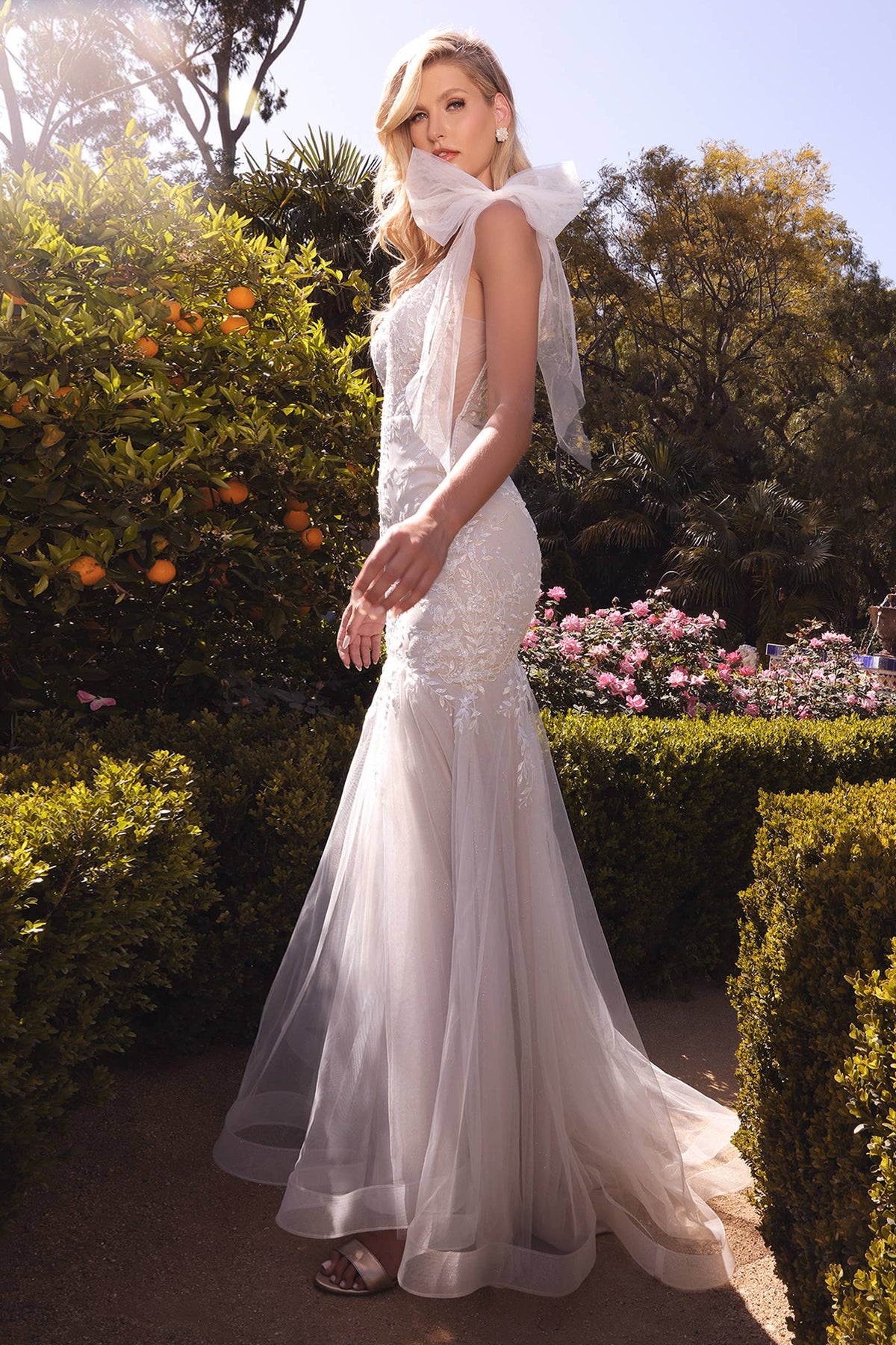 LACE MERMAID WEDDING GOWN WITH REMOVABLE BOWS