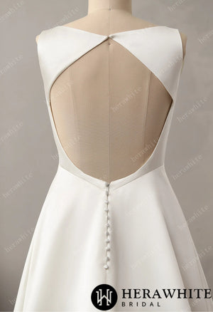 Bateau Neckline A-line Skirt with Cutout Train