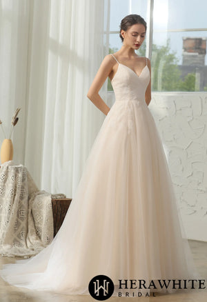 Elegant Lace Pleated A-Line Wedding Dress