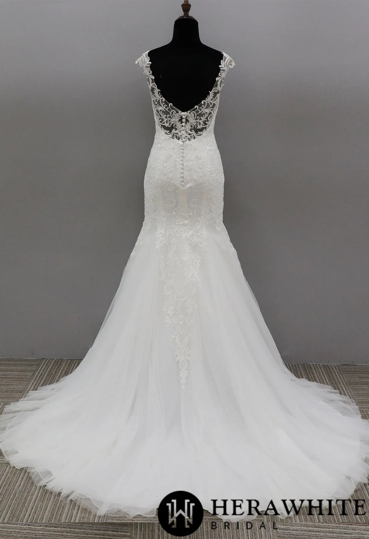 Dramatic Fit and Flare Bridal Gowns With Cap Sleeves