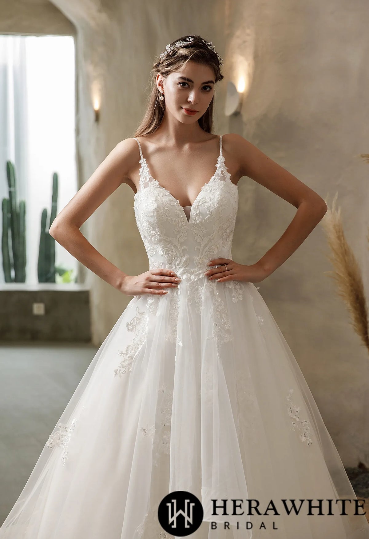 Ethereal Floral Lace Wedding Dress with Tiered Tulle Skirt
