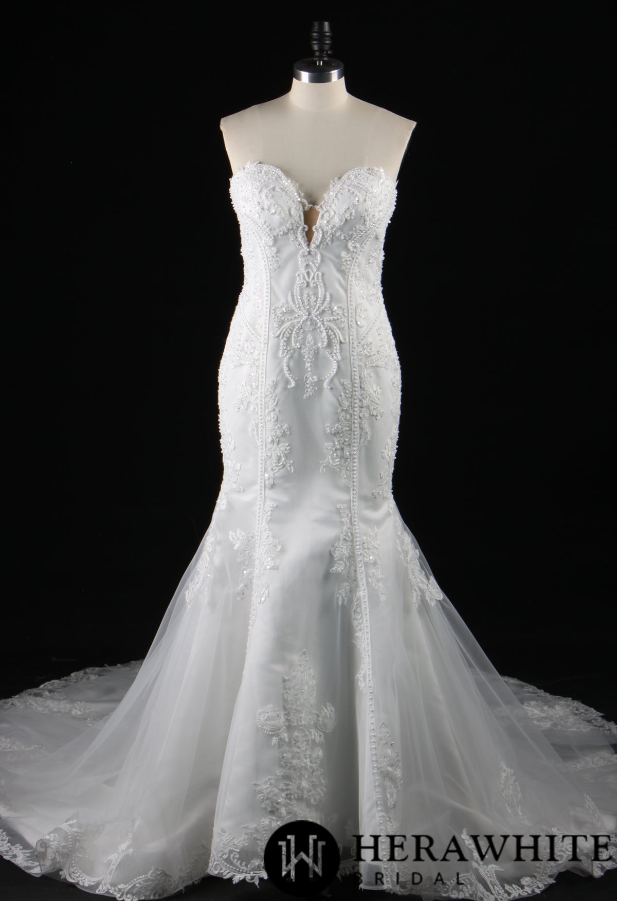 Strapless V-Neck Beaded Lace Mermaid Dress With Chaple Train