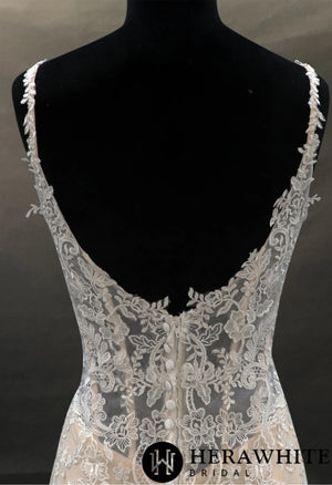 Feminine Floral Lace Fit and Flare Wedding Dress