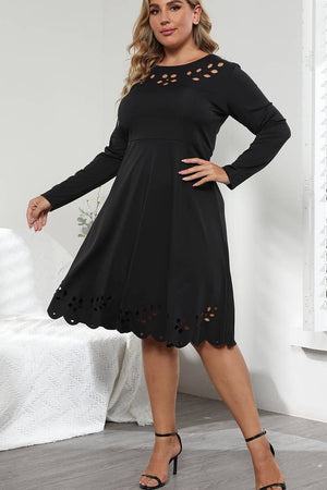 WOMEN PLUS SIZE PUNCHING LONG SLEEVE DRESS_CWDSD1738