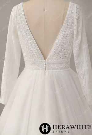 Graphlc Lace Boho Wedding Dress with Long Sleeve and V-Back