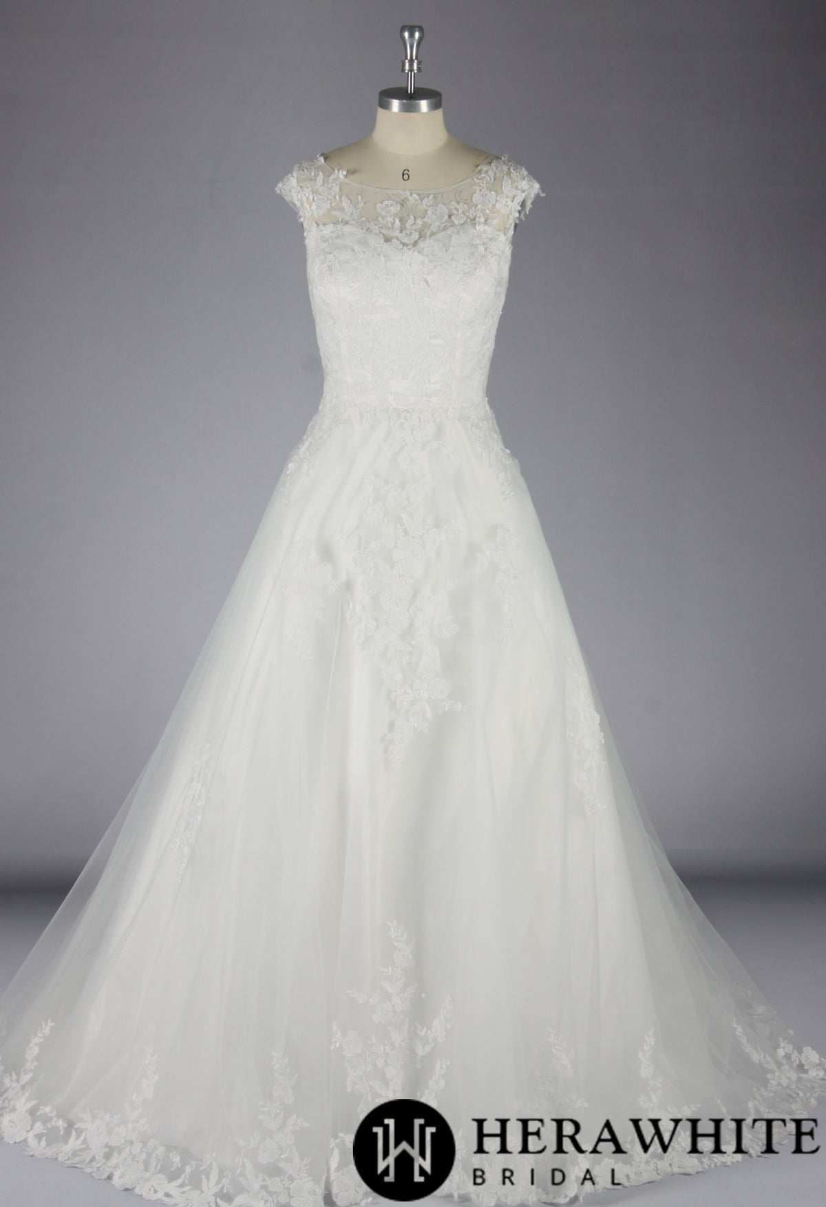 Chic Lace AppliquÃ©s Beach Wedding Gown