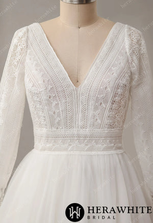 Graphlc Lace Boho Wedding Dress with Long Sleeve and V-Back