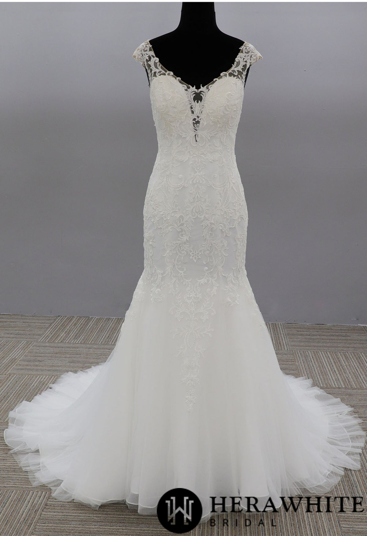 Dramatic Fit and Flare Bridal Gowns With Cap Sleeves