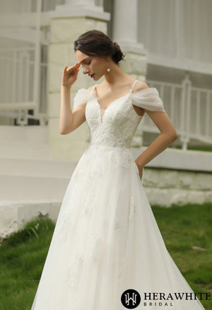 Romantic Glittery  Lace Bridal Gown With Detachable Straps