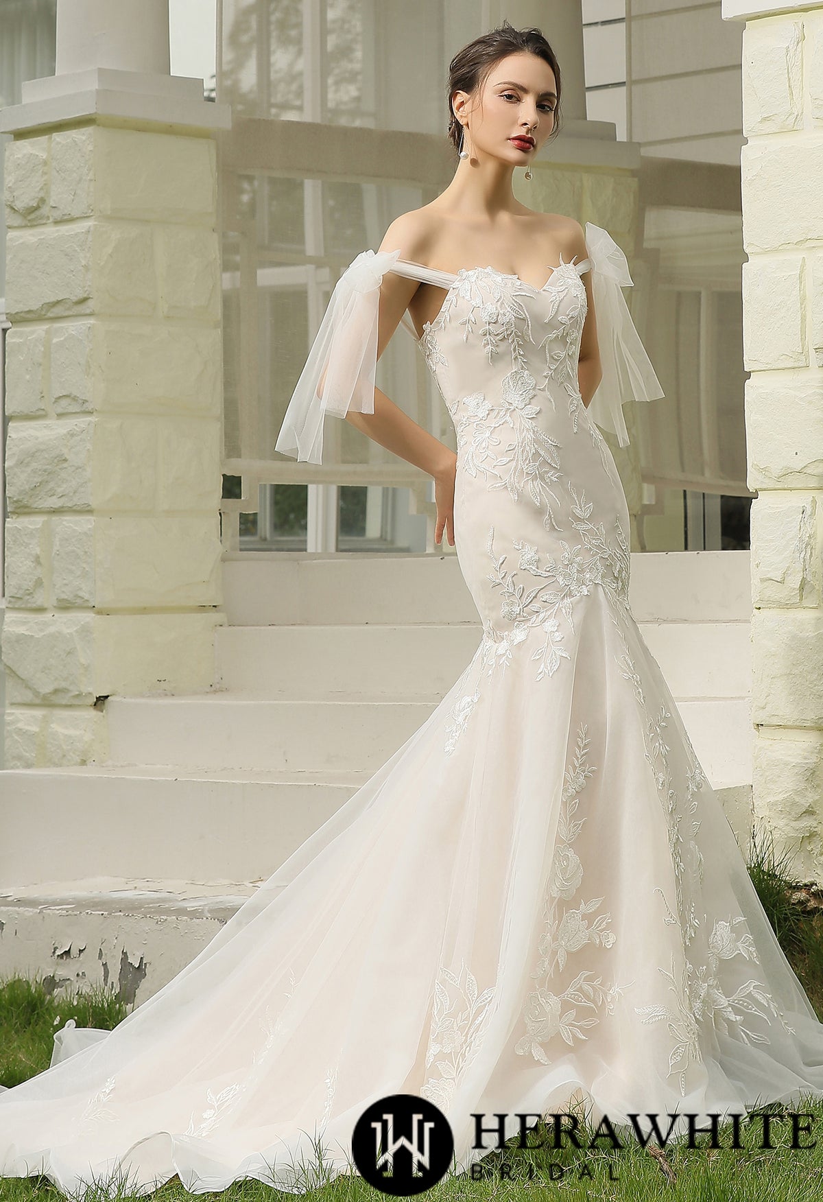 Floral Lace Mermaid Bridal Gown With  Detachable Tulle Straps