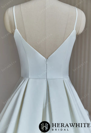 Sophisticated A-Line Wedding Dress With Spaghetti Straps