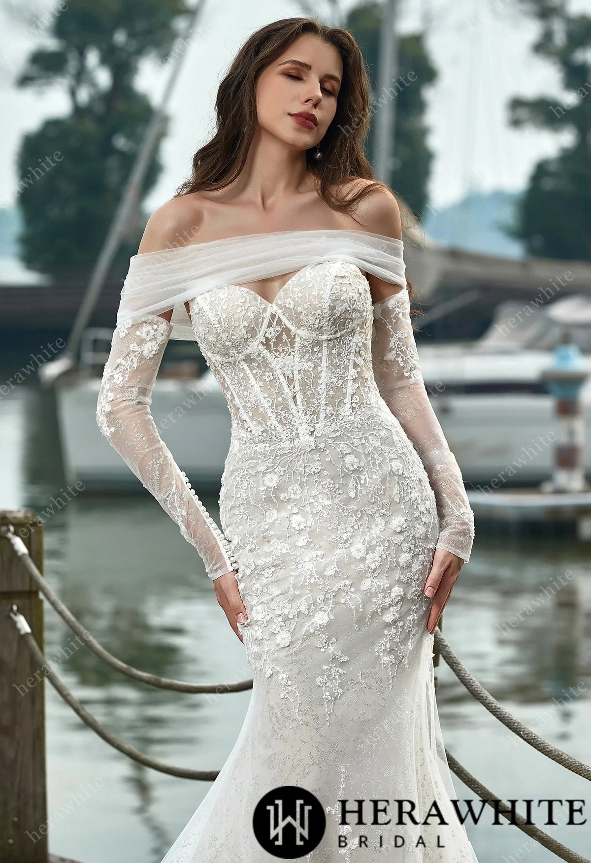 Appliques Corset Lace And Long Sleeves Wedding Dress