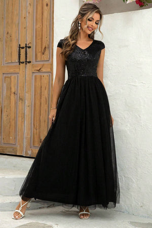 Sequin V-Neck Mesh Maxi Dress: Navy / XS