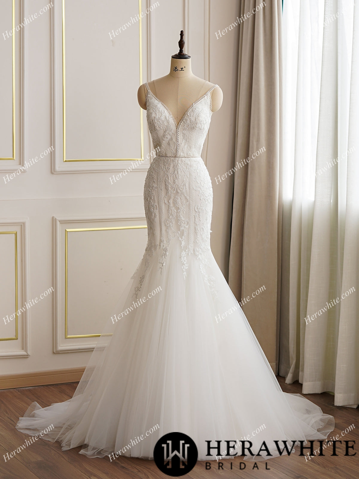Spaghetti Lace Strap Mermaid Wedding Dress
