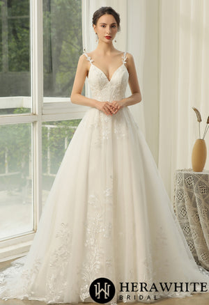 AppliquÃ©d Straps Keyhole Back Bridal Gown